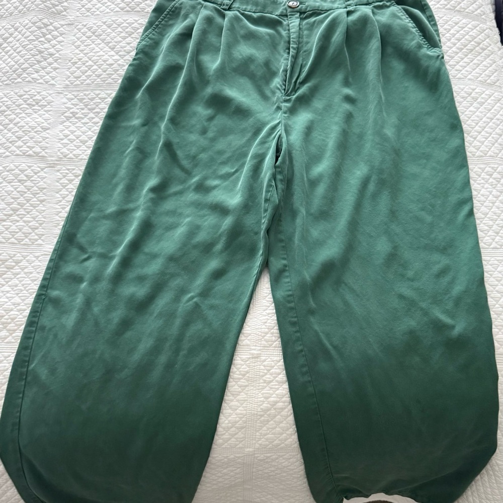 LOFT Emerald Button-Detail Trousers